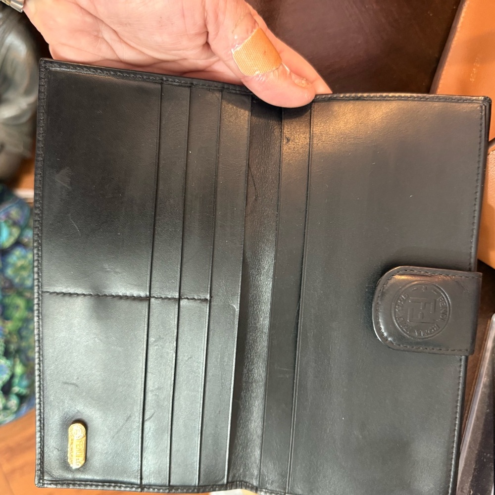 FLASH SALE 24 hours Fendi Penquin Bag & Wallt bundle!!!! - Picture 15 of 17